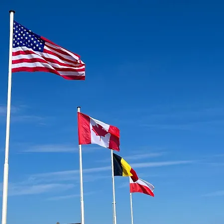 Omaha - 3 Personnes - Plages Du Debarquement Formigny