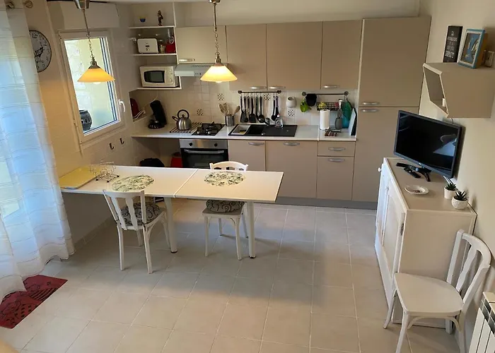 Omaha - 3 Personnes - Plages Du Debarquement Formigny